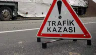 Kütahya'da virajı alamayan traktör şarampole devrildi : 1 ölü 1 yaralı