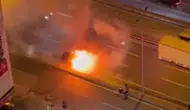 Avcılar'da araçta korkutan yangın