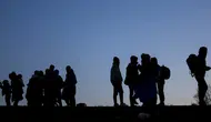 Edirne ve Kırklareli'de göçmen operasyonu : 13 şahıs yakalandı