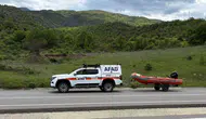 Kaza sonrası Kelkit Irmağı'nda kayıp genç için arama çalışmaları sürüyor