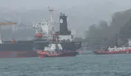 Gemi arızası nedeniyle kapatılan İstanbul Boğazı, çift yönlü olarak gemi trafiğine açıldı