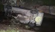 Aksaray'da otomobil sulama kanalına düştü : 2 yaralı, olay yerinden kaçtı