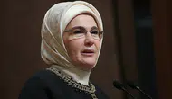 Emine Erdoğan'dan 'Aile ve Nüfus On Yılı Vizyon Belgesi' paylaşımı