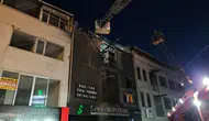 Bayrampaşa’da korkutan iş yeri yangını : 5 katlı binanın 3 katı alevlere teslim oldu