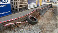 Fatih'te İETT otobüsünde kaza : İnşaat demiri yolcuyu yaraladı