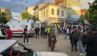 Kastamonu'da bir kişi, husumetlilerinin üzerine otomobil sürdü : 2 yaralı