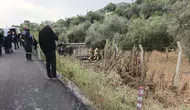 Manisa'da feci kaza : İşçi servisi tarlaya devrildi, 12 kişi yaralandı