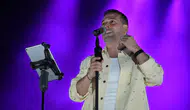 Oğuzhan Koç, Mersin Kültür Yolu Festivali'nde sahne aldı