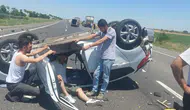 Tekirdağ'da otomobiller çarpıştı : 3 yaralı