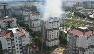 Küçükçekmece'de bina yangını