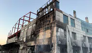Silivri'de 2 katlı mobilya atölyesinde yangın çıktı