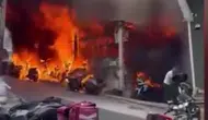 Fatih Balat'ta tamirhane yangını : Çok sayıda ekip sevk edildi