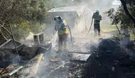 Hatay'da alevler çadır ve bahçeyi küle çevirdi