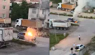Elazığ'da park halindeki araçta yangın