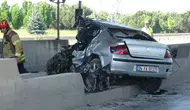 Tuzla'da otomobil gişe bariyerlerine çarptı : 29 yaşındaki sürücü hayatını kaybetti