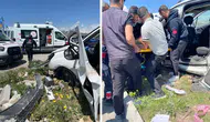 Van'da iki otomobil çarpıştı : Çok sayıda ölü ve yaralı var