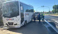 Kırşehir'de işçi servisleri çarpıştı : Çok sayıda yaralı