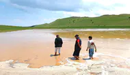 Bitlis Ahlat'ta tarım arazileri sular altında kaldı