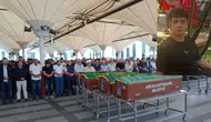Ankara'da parkta bıçaklanarak öldürülen 16 yaşındaki Kayra Ataman son yolculuğuna uğurlandı