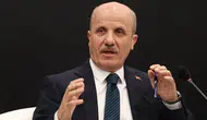 YÖK Başkanı Özvar'dan mezunlara tavsiye : Öğrenmeyi keserseniz durursunuz
