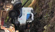 Giresun'da freni boşalan kamyon 2 dairede hasara neden oldu