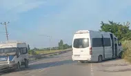 Denizli'de 2 işçi servisi çarpıştı