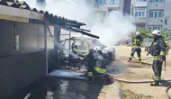 Tekirdağ Muratlı'da yangın : Otomobil kullanılamaz halde