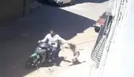 Gaziantep'te küçük kızını saçından tutarak motosikletle sürükleyen cani baba gözaltına alındı !