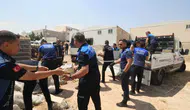 Şanlıurfa'da son kullanma tarihi geçmiş bir kamyon içecek imha edildi