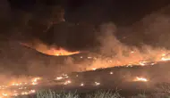 Mersin'de çöp sahasında çıkan yangın ormanlık alana sıçradı