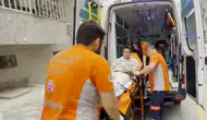 LGS'de zamanla yarış : Sağlık sorunu yaşayan öğrenci ambulansla okula götürüldü
