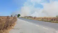 Silivri'de tarlada yangın : Ekipler vatandaşları uyardı