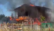 Silivri'de yangın : 2 katlı villa kullanılamaz halde