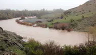 Erzincan'da karlar eridi, nehirlerdeki su seviyesi arttı