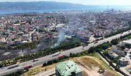 Kocaeli'de saman yüklü tırda çıkan yangın yerleşim yerine sıçradı : Evler tahliye edildi