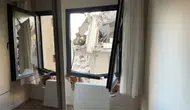 Avcılar'da kentsel dönüşüm kazası : Yıkılan binanın kolonu yan binanın duvarını deldi