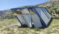 Tunceli'de fırtına etkisi : Konteyner 100 metre sürüklenip kullanılamaz hale geldi