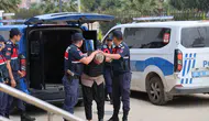 Adana Kozan'da baba ve oğlunu öldüren zanlı tutuklandı