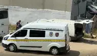 Bağcılar'da mahalleyi günlerce rahatsız eden kokunun kaynağı araç bagajındaki ceset çıktı