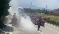 Karabük'te seyir halindeki otomobil alev aldı