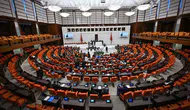 TBMM Genel Kurulu toplandı : 'Siyonist canileri durdurmalıyız'