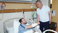 TFF Başkanı Hacıosmanoğlu yaralanan polis memurunu ziyaret etti