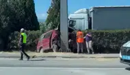 Kocaeli'de panelvan yön tabelasına çarptı : 1 ölü, 2 yaralı