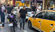 Edirne'de motosiklet, taksinin açılan kapısına çarptı : 21 yaşındaki genç yaralandı