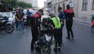 Kadıköy'de ehliyetini 4 gün önce alan motosiklet sürücüsü alkollü yakalandı
