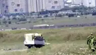 Avcılar’da boş araziye atık döküp yakan şoföre 50 bin lira ceza
