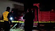Erzurum’da park halindeki kamyonet hareket etti : 5 yaşındaki araç ile ev arasında sıkıştı