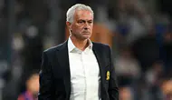Benfica duyurdu : Jose Mourinho resmen Real Madrid'de