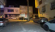 Esenyurt'ta sokak ortasında motosikletli ve otomobilli grupların silahlı çatışması kamerada