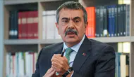 Bakan Tekin, 'Geleceğin Yazarları İstanbul Fuarı'nda